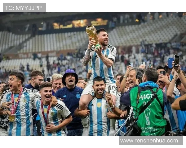 C罗与梅西的国旗对决谁才是足球之王的象征